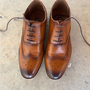 Men dress shoe